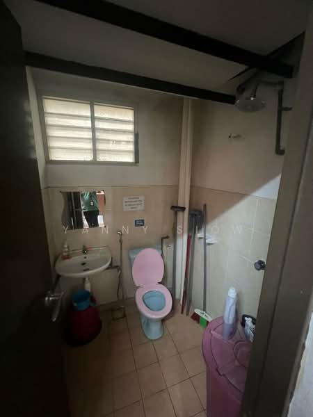 Kedai / Pejabat untuk Dijual di Setapak (Kuala Lumpur) - Yanny Siow - Bathroom - PropertyGuru.com.my