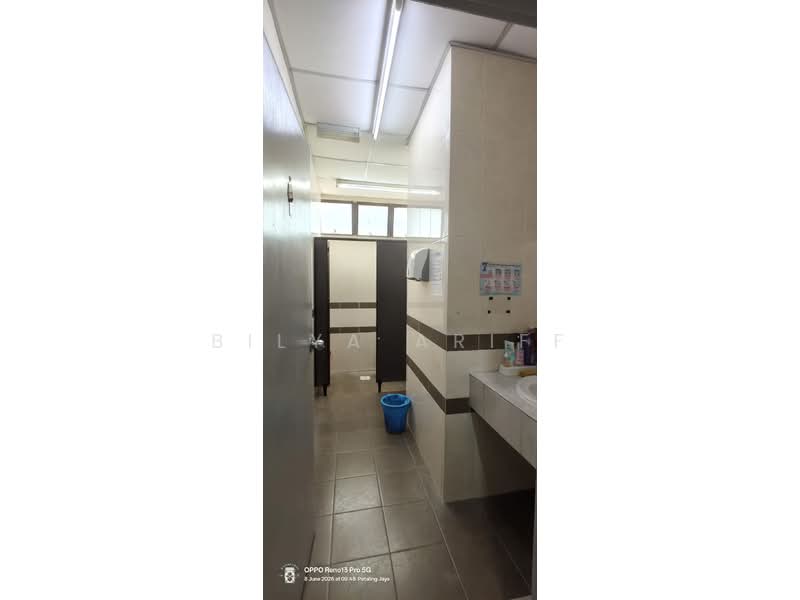 Shop / Office for Rent in Kelana Jaya (Petaling Jaya) - BILYA ARIFF - Bathroom - PropertyGuru.com.my