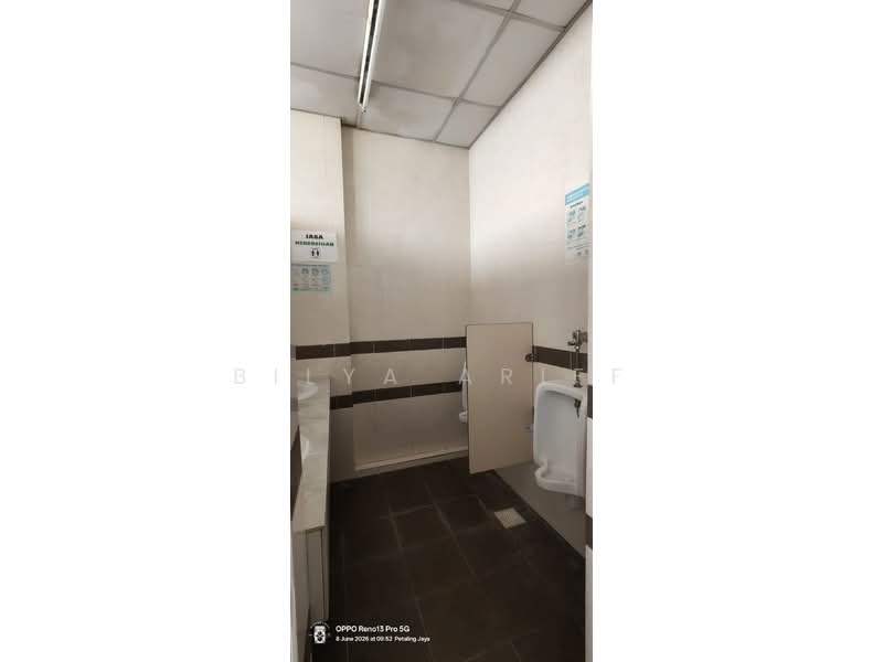 Shop / Office for Rent in Kelana Jaya (Petaling Jaya) - BILYA ARIFF - Bathroom - PropertyGuru.com.my