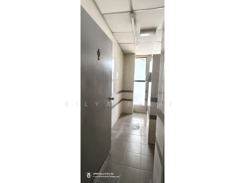 Shop / Office for Rent in Kelana Jaya (Petaling Jaya) - BILYA ARIFF - Bathroom - PropertyGuru.com.my
