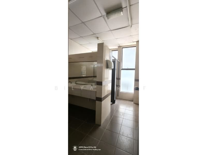 Shop / Office for Rent in Kelana Jaya (Petaling Jaya) - BILYA ARIFF - Bathroom - PropertyGuru.com.my