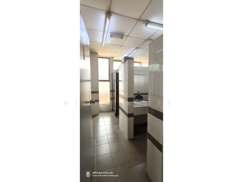 Shop / Office for Rent in Kelana Jaya (Petaling Jaya) - BILYA ARIFF - Bathroom - PropertyGuru.com.my