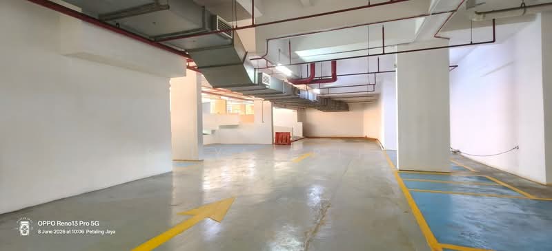 Shop / Office for Rent in Kelana Jaya (Petaling Jaya) - BILYA ARIFF - Car Park - PropertyGuru.com.my