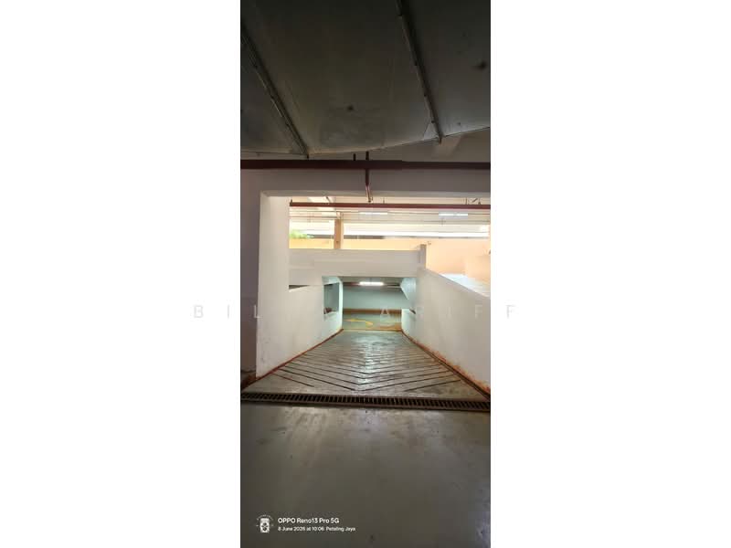 Shop / Office for Rent in Kelana Jaya (Petaling Jaya) - BILYA ARIFF - Car Park - PropertyGuru.com.my