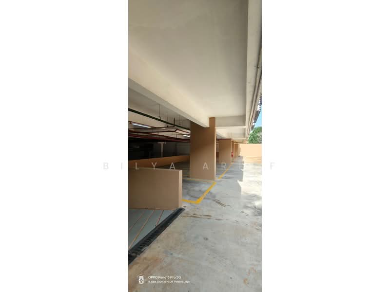 Shop / Office for Rent in Kelana Jaya (Petaling Jaya) - BILYA ARIFF - Car Park - PropertyGuru.com.my