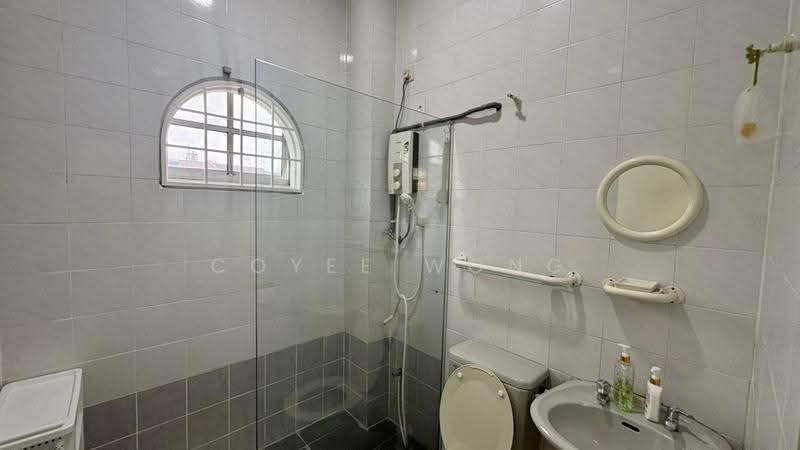 Rumah Teres 2-Tingkat untuk Dijual di Bandar Sri Damansara (Selangor) - Coyee Wong - Bathroom - PropertyGuru.com.my