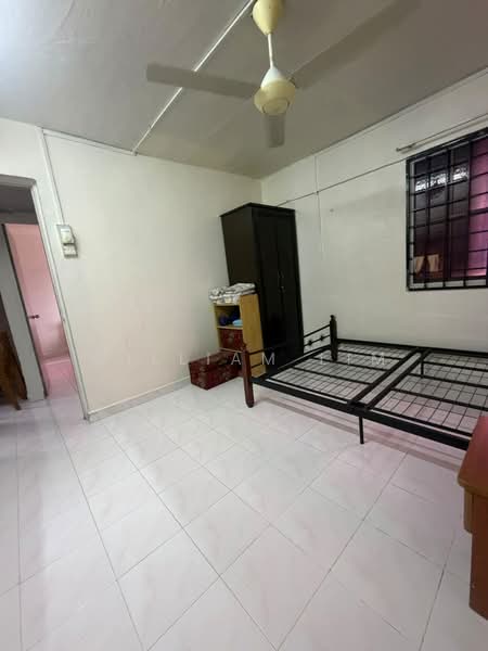 Flat for Rent at Kondo Rakyat - William Lim - Bedroom - PropertyGuru.com.my
