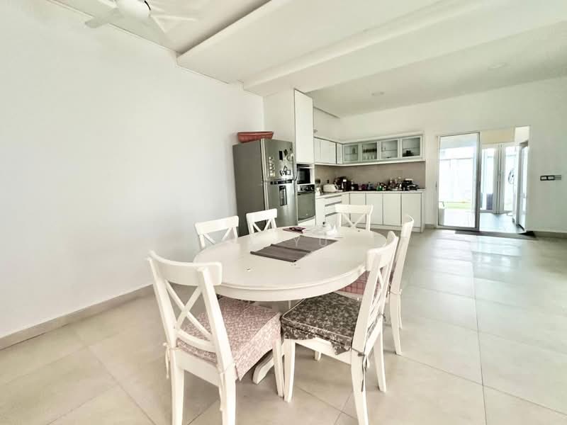 Semi-Detached House for Sale in Ampang Jaya (Ampang) - Deeya Yusof - PropertyGuru.com.my