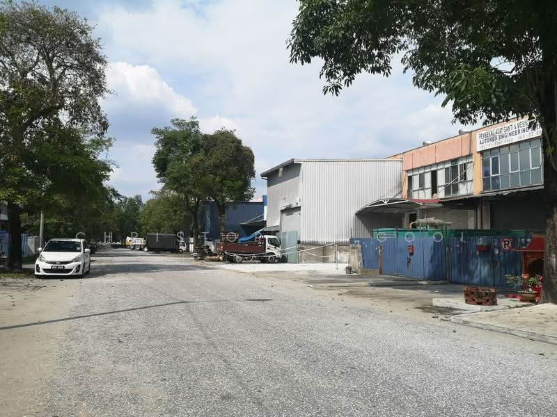 Kilang untuk Disewa di Taman Perindustrian Puchong Utama (Puchong) - Christopher Gooi - Exterior - PropertyGuru.com.my