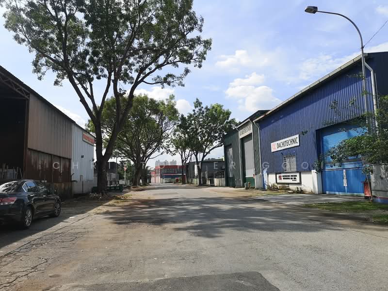 Kilang untuk Disewa di Taman Perindustrian Puchong Utama (Puchong) - Christopher Gooi - Exterior - PropertyGuru.com.my