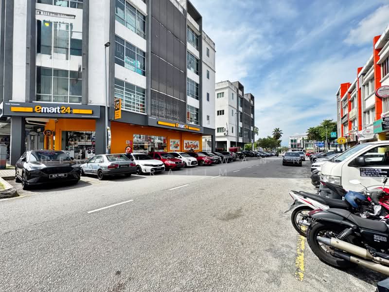Shop / Office for Rent in Hulu Langat (Selangor) - Herman Sazwan Nor Rahim - Exterior - PropertyGuru.com.my