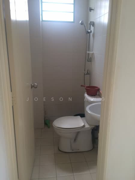 Townhouse for Sale in Balakong (Selangor) - joeson ang - Bathroom - PropertyGuru.com.my