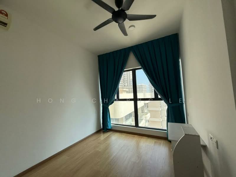 Kondominium untuk Disewa di Bay Point @ Country Garden Danga Bay - Hong Charng Lee - Bedroom - PropertyGuru.com.my