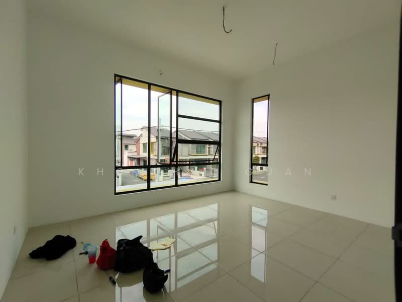 Rumah Teres 2-Tingkat untuk Disewa di Sungai Buloh (Selangor) - Kho Chng Guan - Living Room - PropertyGuru.com.my