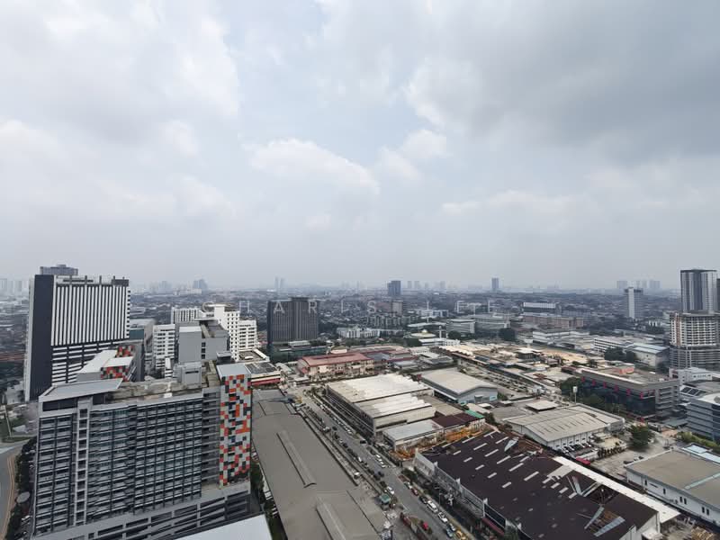 Kediaman Servis untuk Dijual di PJ Midtown - Charis Lee - Exterior - PropertyGuru.com.my