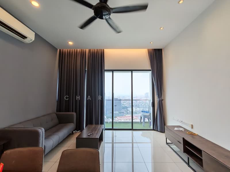 Kediaman Servis untuk Dijual di PJ Midtown - Charis Lee - Living Room - PropertyGuru.com.my