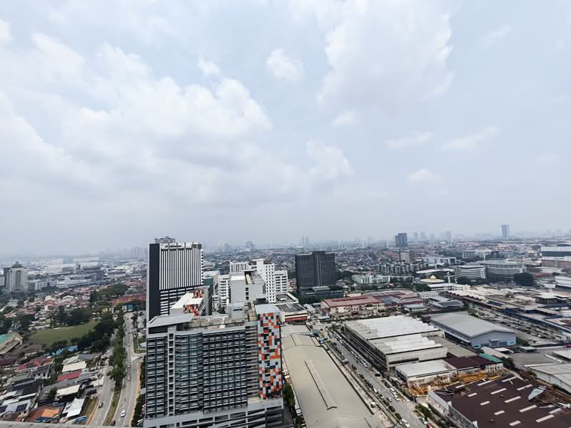 Kediaman Servis untuk Dijual di PJ Midtown - Charis Lee - Exterior - PropertyGuru.com.my
