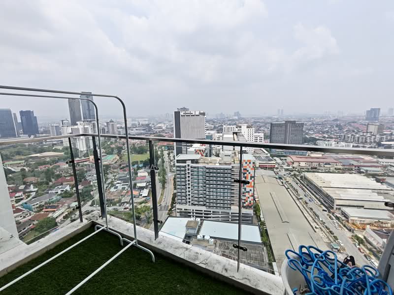 Kediaman Servis untuk Dijual di PJ Midtown - Charis Lee - View - PropertyGuru.com.my