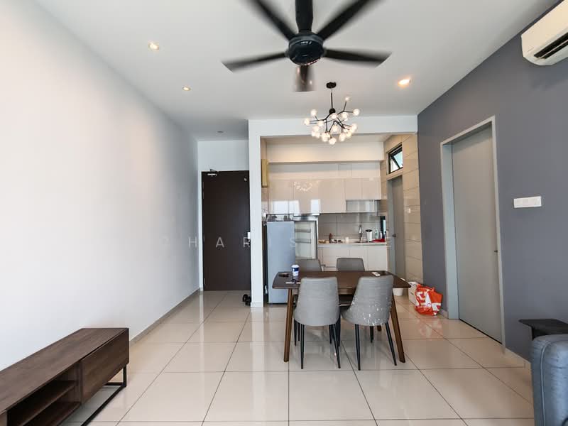 Kediaman Servis untuk Dijual di PJ Midtown - Charis Lee - Dining Room - PropertyGuru.com.my