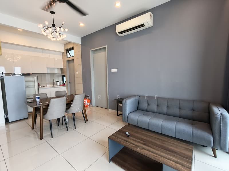 Kediaman Servis untuk Dijual di PJ Midtown - Charis Lee - Living Room - PropertyGuru.com.my