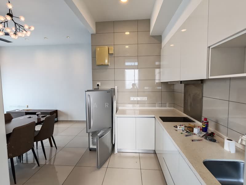 Kediaman Servis untuk Dijual di PJ Midtown - Charis Lee - Kitchen - PropertyGuru.com.my