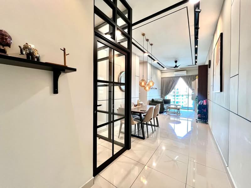 Kondominium untuk Dijual di Verando Residence - Ahmad Farhi - Living Room - PropertyGuru.com.my
