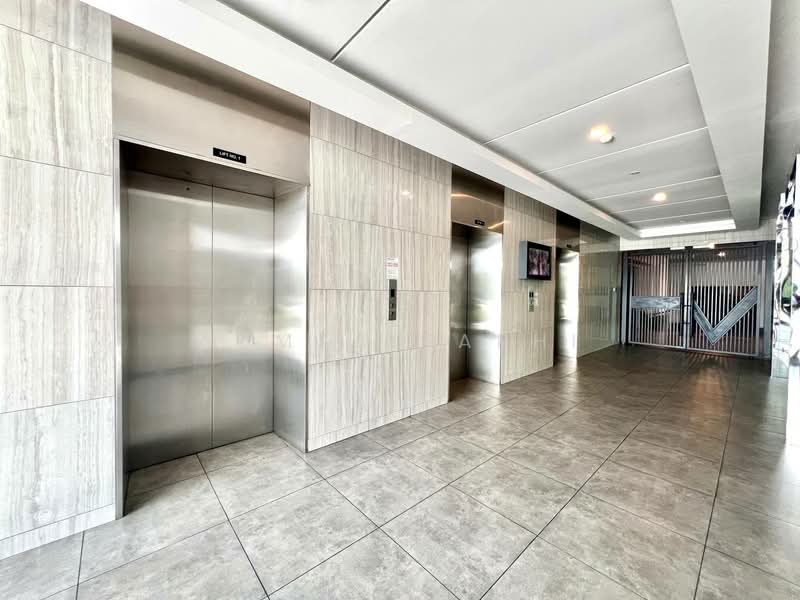 Kondominium untuk Dijual di Verando Residence - Ahmad Farhi - Lobby - PropertyGuru.com.my