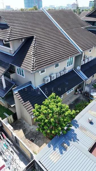 Semi-Detached House for Sale in Kenny Hill (Kuching) - Sherene Kok - Exterior - PropertyGuru.com.my