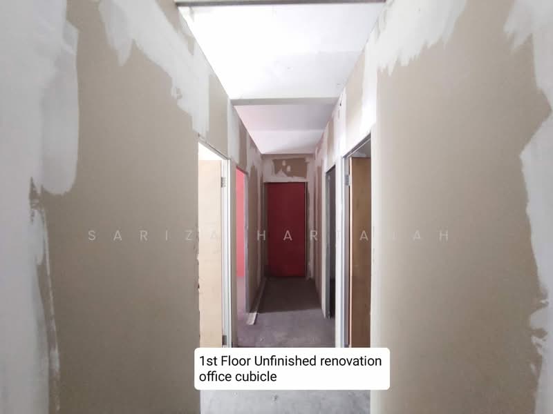 Pejabat untuk Dijual di Klang Sentral (Kapar) - Sariza Hartanah - Corridor - PropertyGuru.com.my