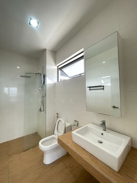 Condominium for Rent at The Parque Residences - Selina Lee - Bathroom - PropertyGuru.com.my