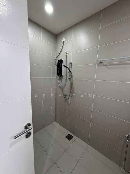 Terraced House for Rent in Lunaria Resort Home (Bandar Sri Sendayan) - Abby Tan - PropertyGuru.com.my