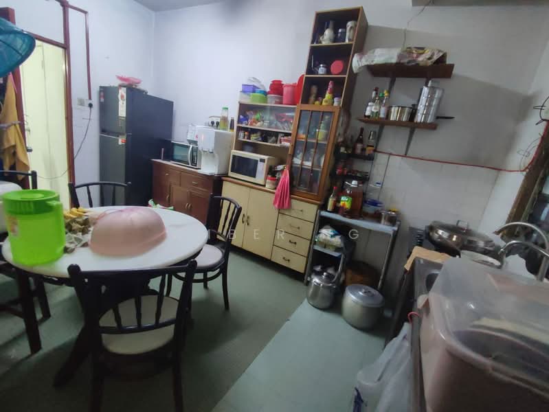 Rumah Teres 2 Tingkat untuk Dijual di Taman Sri Rampai (Wangsa Maju) - Amber Ng - Kitchen - PropertyGuru.com.my
