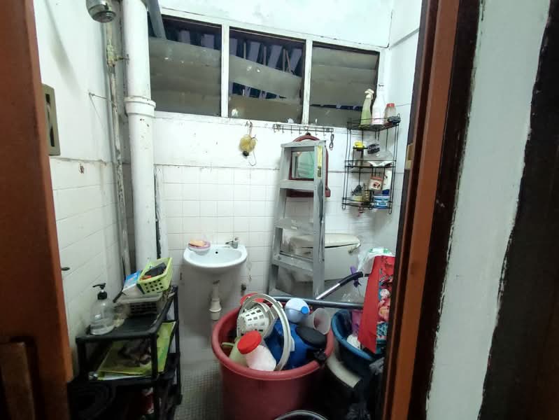 Rumah Teres 2 Tingkat untuk Dijual di Taman Sri Rampai (Wangsa Maju) - Amber Ng - Bathroom - PropertyGuru.com.my