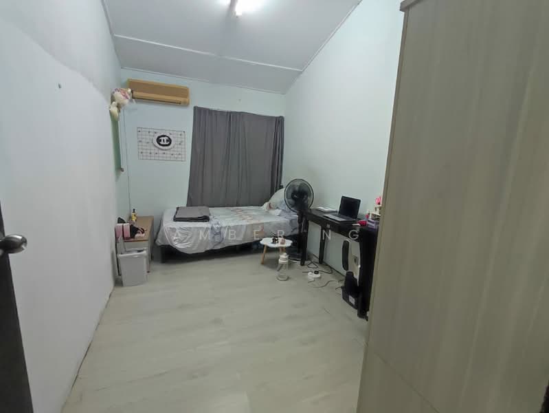 Rumah Teres 2 Tingkat untuk Dijual di Taman Sri Rampai (Wangsa Maju) - Amber Ng - Bedroom - PropertyGuru.com.my