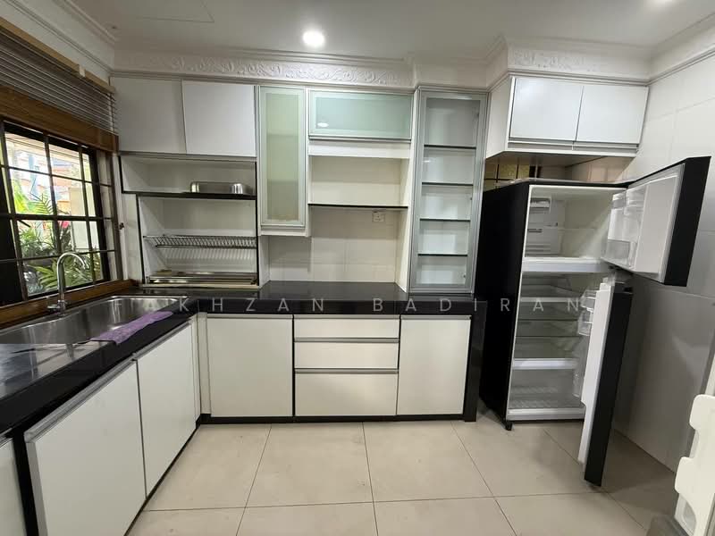 Kondominium untuk Disewa di Dwiputra Residences - Fakhzan Badiran - Kitchen - PropertyGuru.com.my