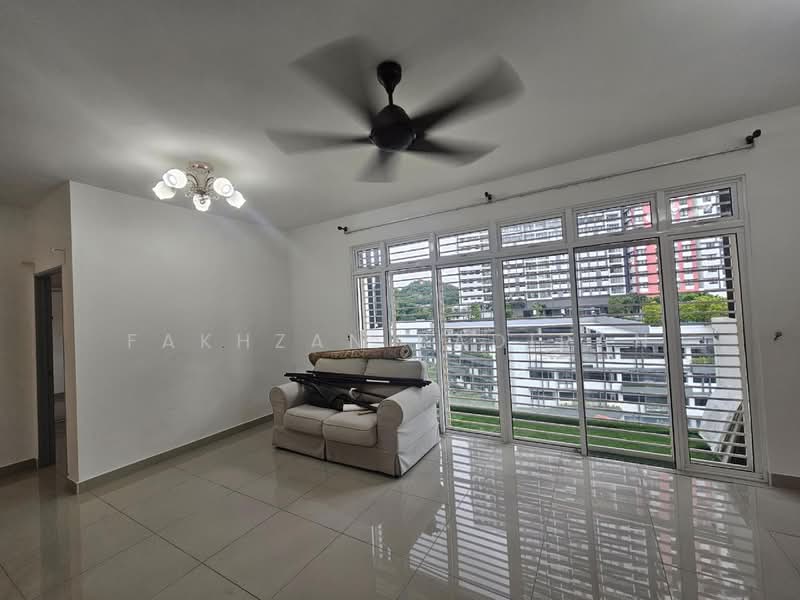 Kondominium untuk Disewa di Dwiputra Residences - Fakhzan Badiran - Living Room - PropertyGuru.com.my