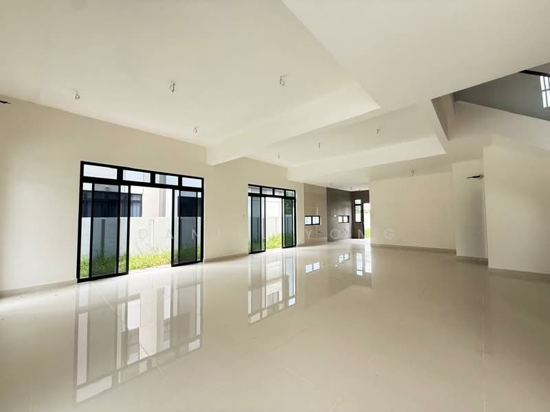 Semi-Detached House for Sale in Taman Sutera Utama (Skudai) - Daniel Yong - Living Room - PropertyGuru.com.my