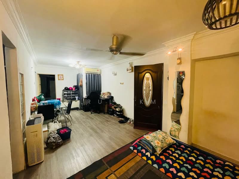 Pangsapuri untuk Dijual di Apartment Bayu - Amirul Akmal - Living Room - PropertyGuru.com.my