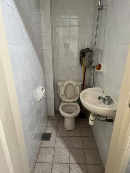 Condominium for Rent at Petrie Condominium - Noctis Tan - Bathroom - PropertyGuru.com.my