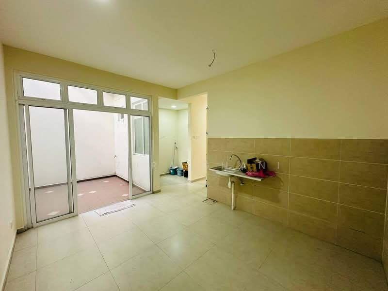 Rumah Teres 2.5-Tingkat untuk Dijual di Balik Pulau (Penang) - Azura Ghani - Interior - PropertyGuru.com.my