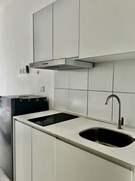Service Residence for Sale at Horizon Suites - Syahrim Naim - Kitchen - PropertyGuru.com.my