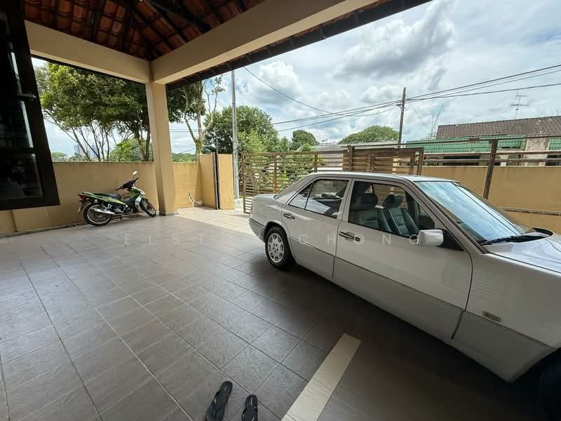 Bungalow House untuk Dijual di Taman Kebun Teh (Johor Bahru) - Elston Chong - Exterior - PropertyGuru.com.my