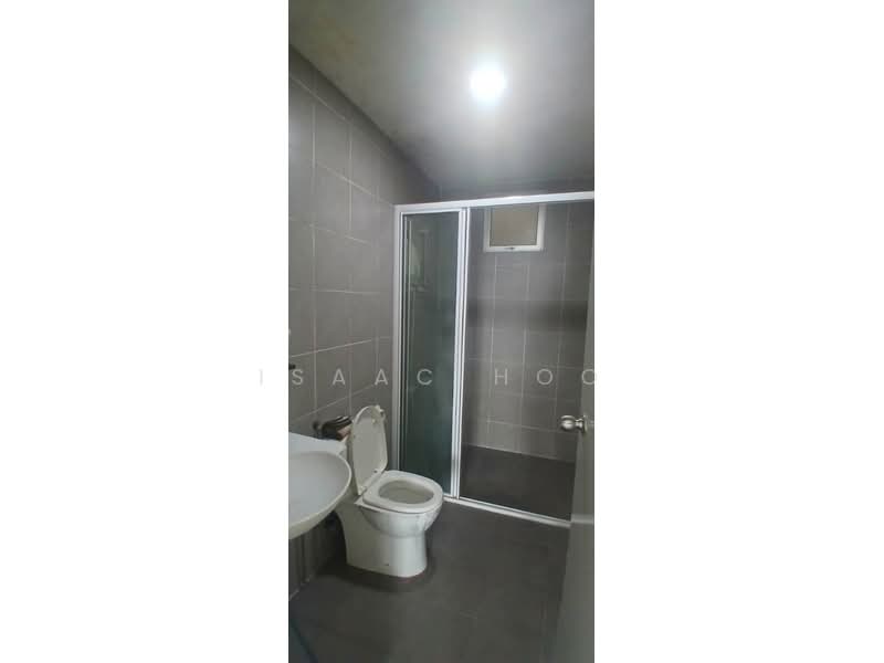 Service Residence for Rent at Savanna Executive Suite @ Southville City - Isaac Hoo - Bathroom - PropertyGuru.com.my