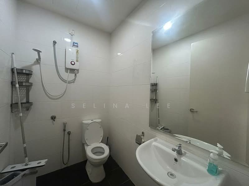 Condominium for Rent at The Parque Residences - Selina Lee - Bathroom - PropertyGuru.com.my