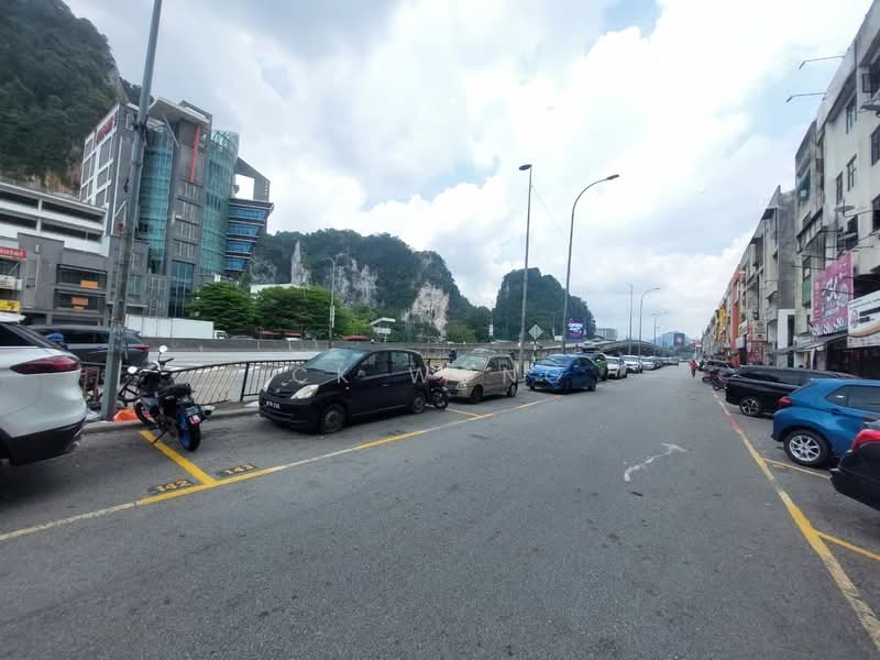 Shop / Office untuk Dijual di Taman Sri Batu Caves (Batu Caves) - CK Wong - Exterior - PropertyGuru.com.my
