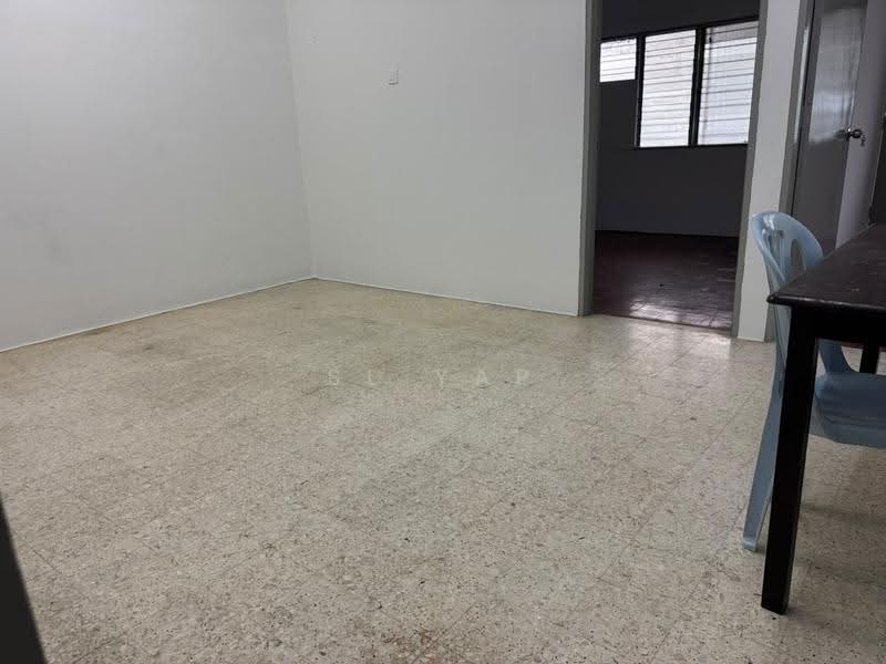 Flat for Sale at Jalan Chempedak - SL Yap - Interior - PropertyGuru.com.my