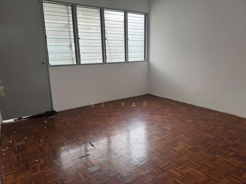 Flat for Sale at Jalan Chempedak - SL Yap - Interior - PropertyGuru.com.my