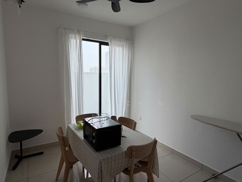 3-storey Terraced House for Rent in Taman Melawati (Ulu Kelang) - Alan Chin - Dining Room - PropertyGuru.com.my