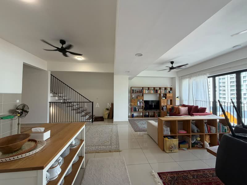 3-storey Terraced House for Rent in Taman Melawati (Ulu Kelang) - Alan Chin - Living Room - PropertyGuru.com.my