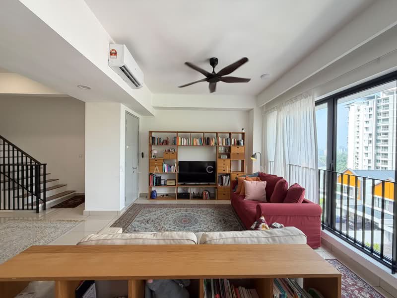 3-storey Terraced House for Rent in Taman Melawati (Ulu Kelang) - Alan Chin - Living Room - PropertyGuru.com.my